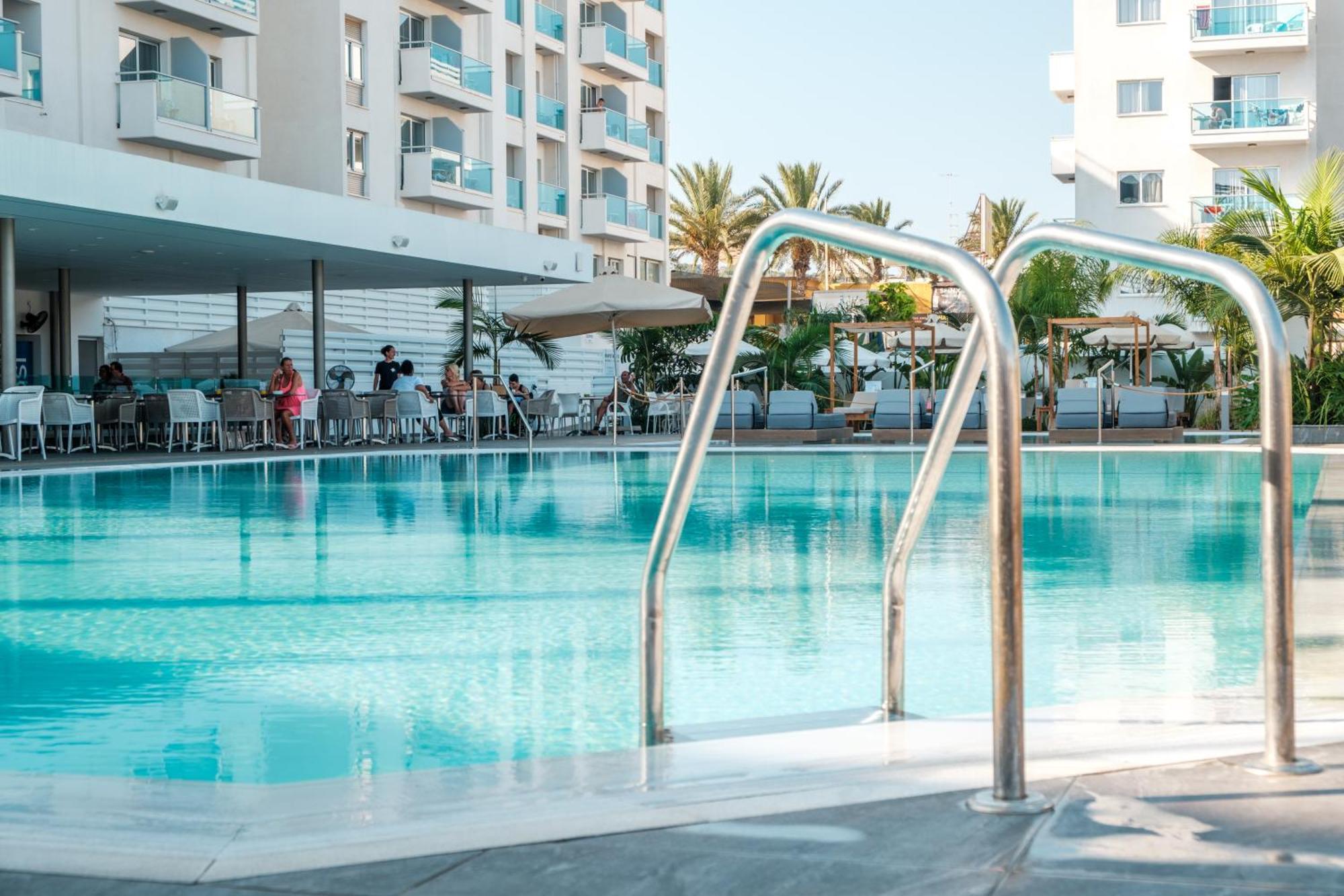 Kapetanios Bay Отель 3*