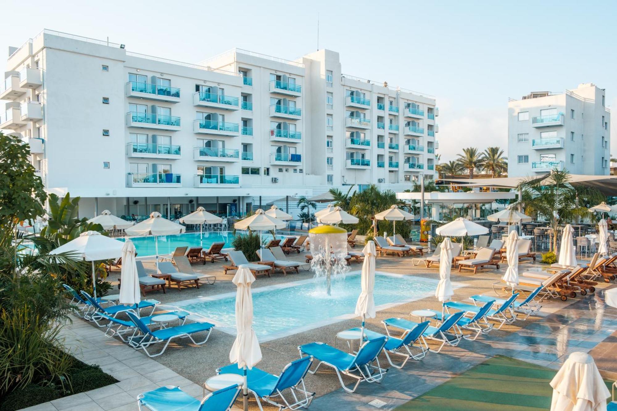 Kapetanios Bay Отель 3*