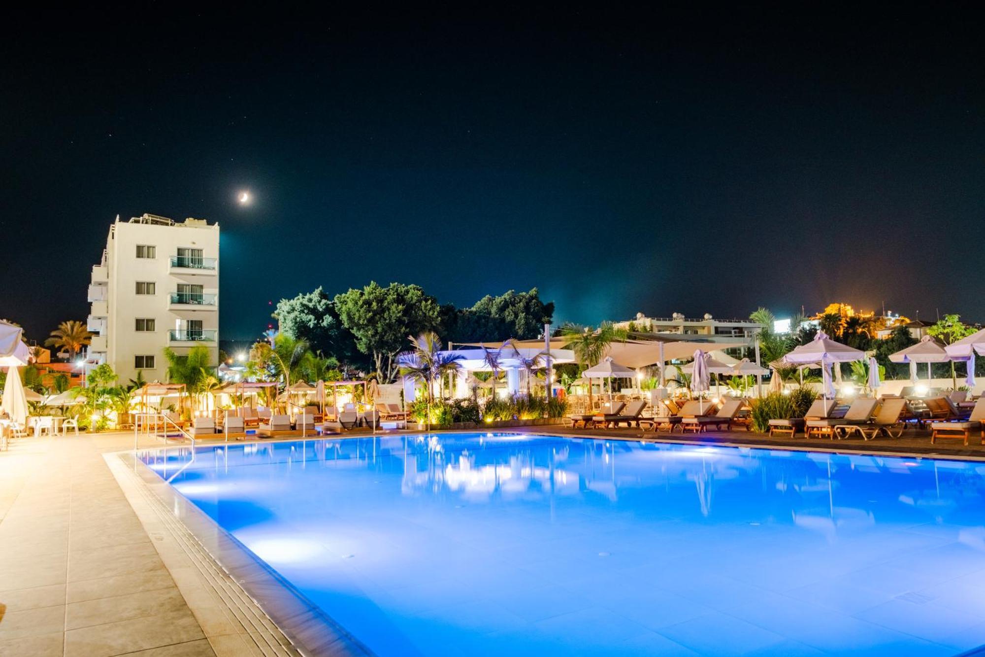 Kapetanios Bay Отель Протарас